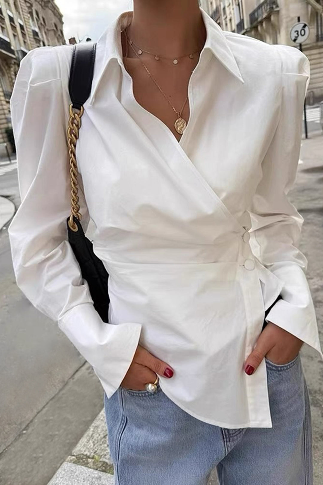 Halenka s dlouhým rukávem, asymetrickým zadním dílem a výstřihem do V