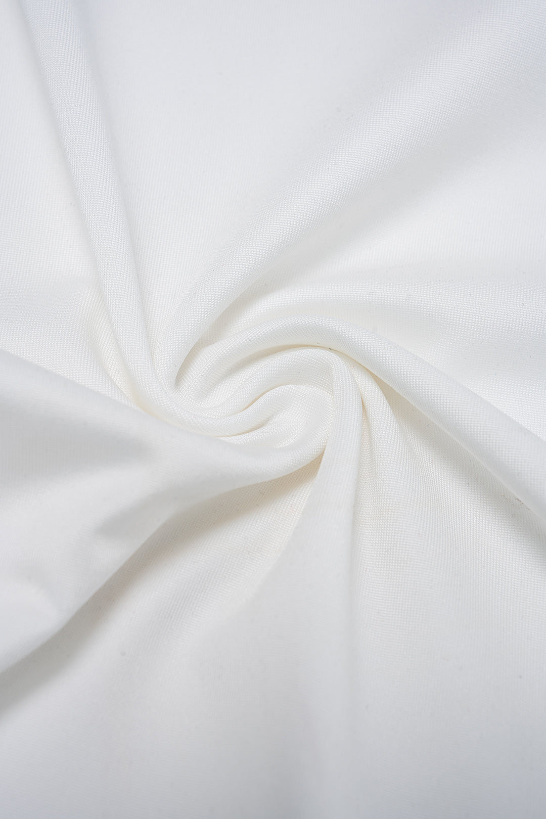 Nařasené mini šaty s vysokým límcem